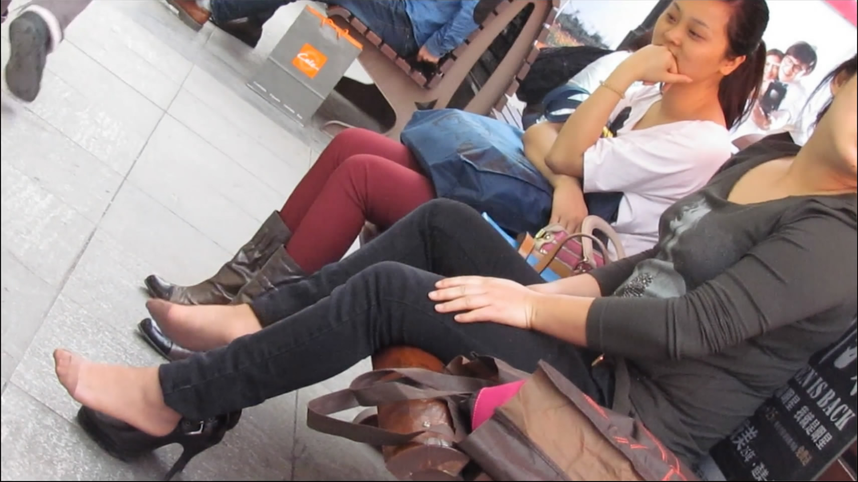 streetsnapfootm[00 01 02][20181202 110352 9]